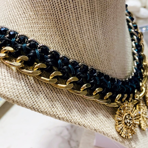 Zara Statement Necklace - Picture 4 of 4